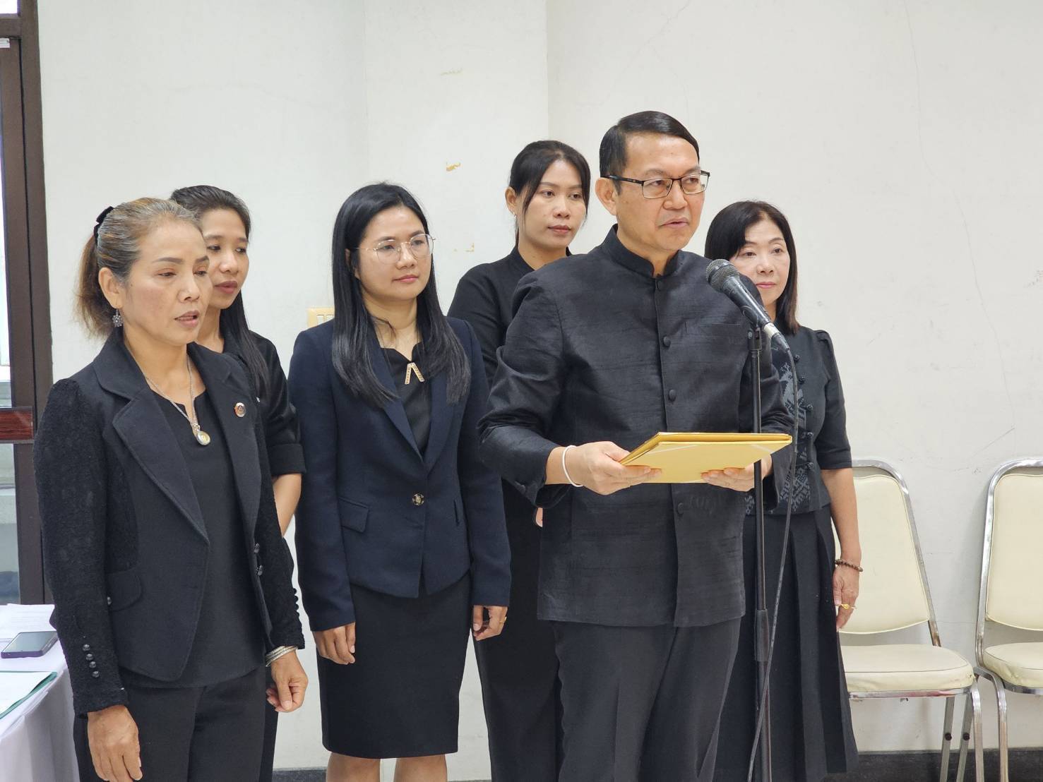 👉พช.มโนรมย์ ร่วมโครงการประชุมเชิงปฏิบัติการเสริมสร้างทักษะคณะกรรมการบริหารศูนย์ประสานงานองค์การชุมชน (ศอช.) จังหวัดชัยนาท  