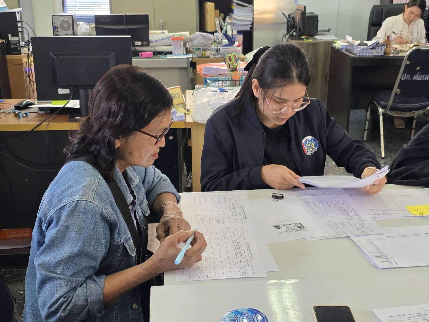 👉 พช.มโนรมย์ ร่วมประชุมผู้นำอาสาพัฒนาชุมชน (ผู้นำอช.) ไตรมาสที่ 1/2569