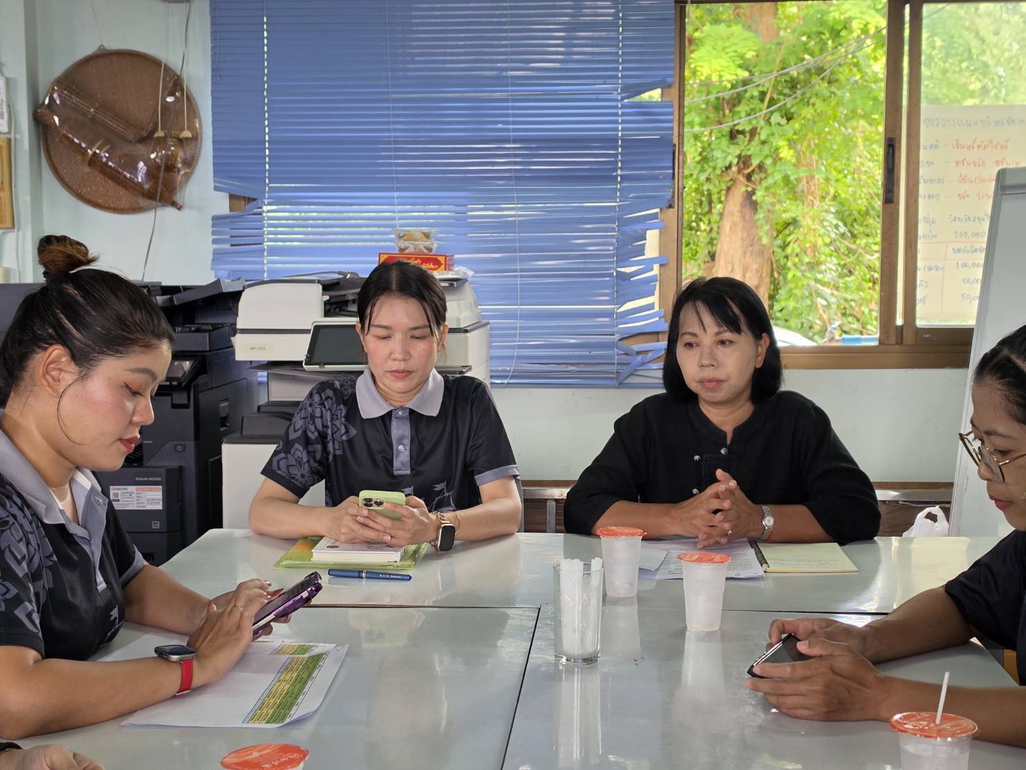 👉พช.มโนรมย์ ร่วมติดตามและสนับสนุนการดำเนินงานกองทุนพัฒนาบทบาทสตรี จังหวัดชัยนาท