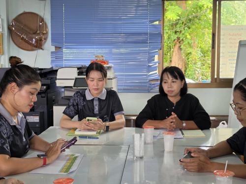 👉พช.มโนรมย์ ร่วมติดตามและสนับสนุนการดำเนินงานกองทุนพัฒนาบทบาทสตรี จังหวัดชัยนาท